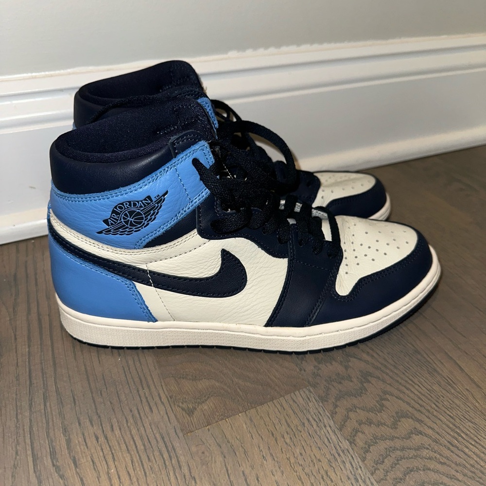 Jordan 1 Retro Obsidian